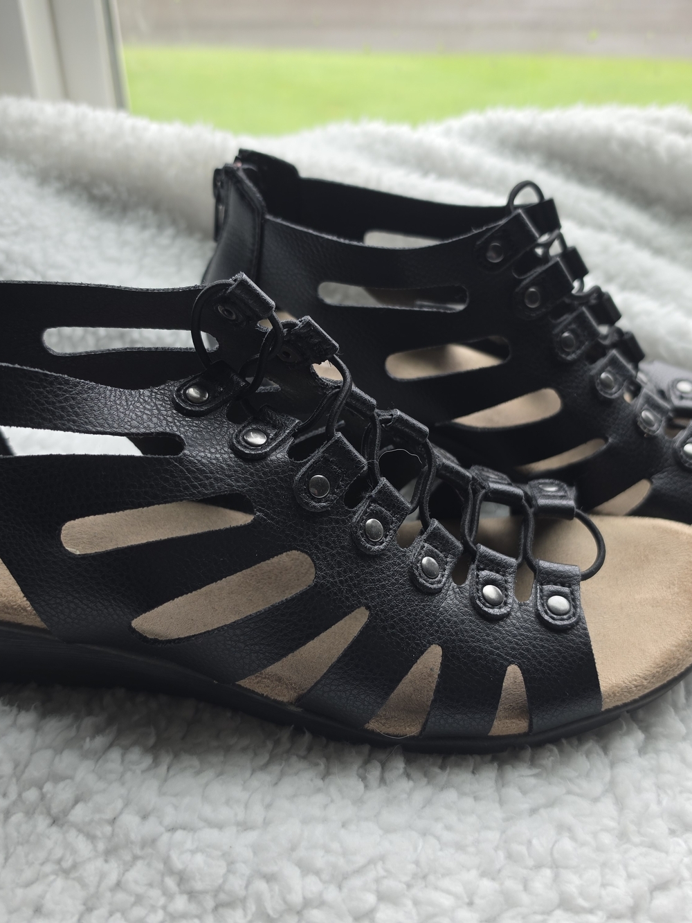 Women's Black Lace-Up Gladiator Sandals